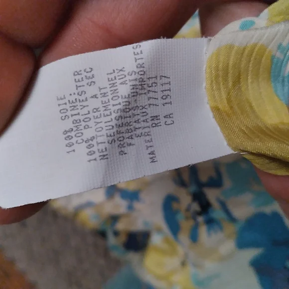 VINTAGE BETSEY JOHNSON Yellow, Blue, White Floral Silk Halter Style Dress, sz 8 - Picture 5 of 11